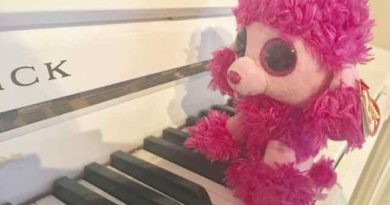 Patsy-at-the-piano