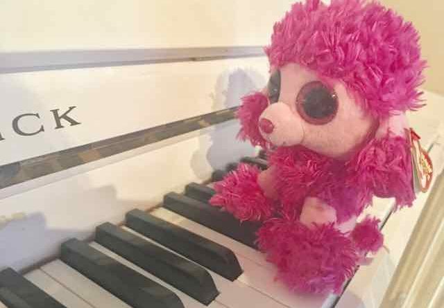 Patsy-at-the-piano